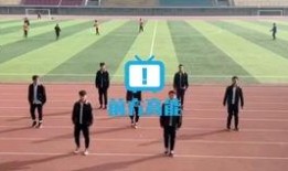 吃瓜体育生和舞蹈室1v1,校园风云对决